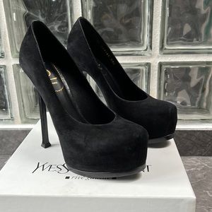 Yves Saint Laurent pumps